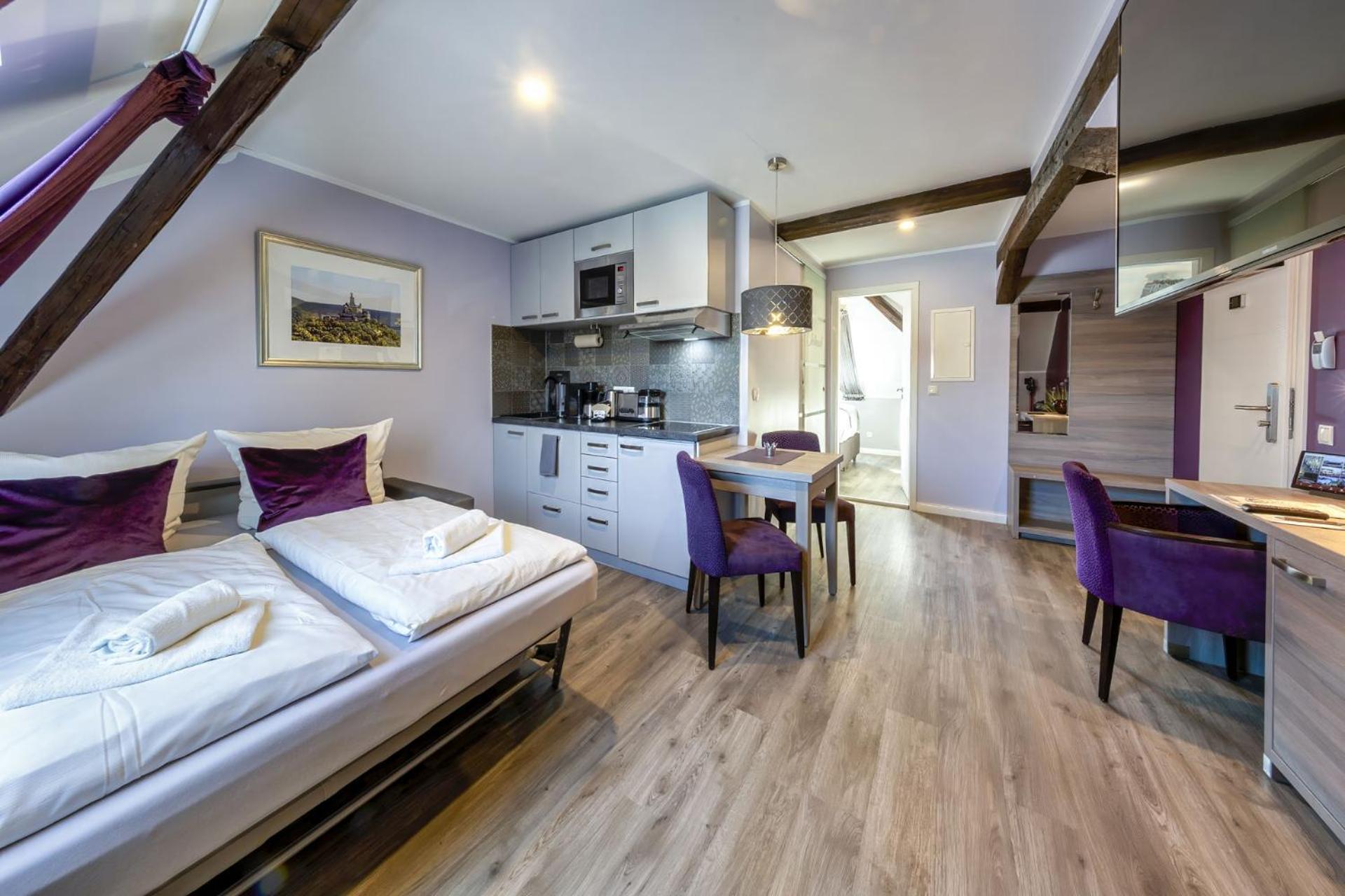 Apartmenthaus Burgenheimat In Rhens Bei Koblenz מראה חיצוני תמונה