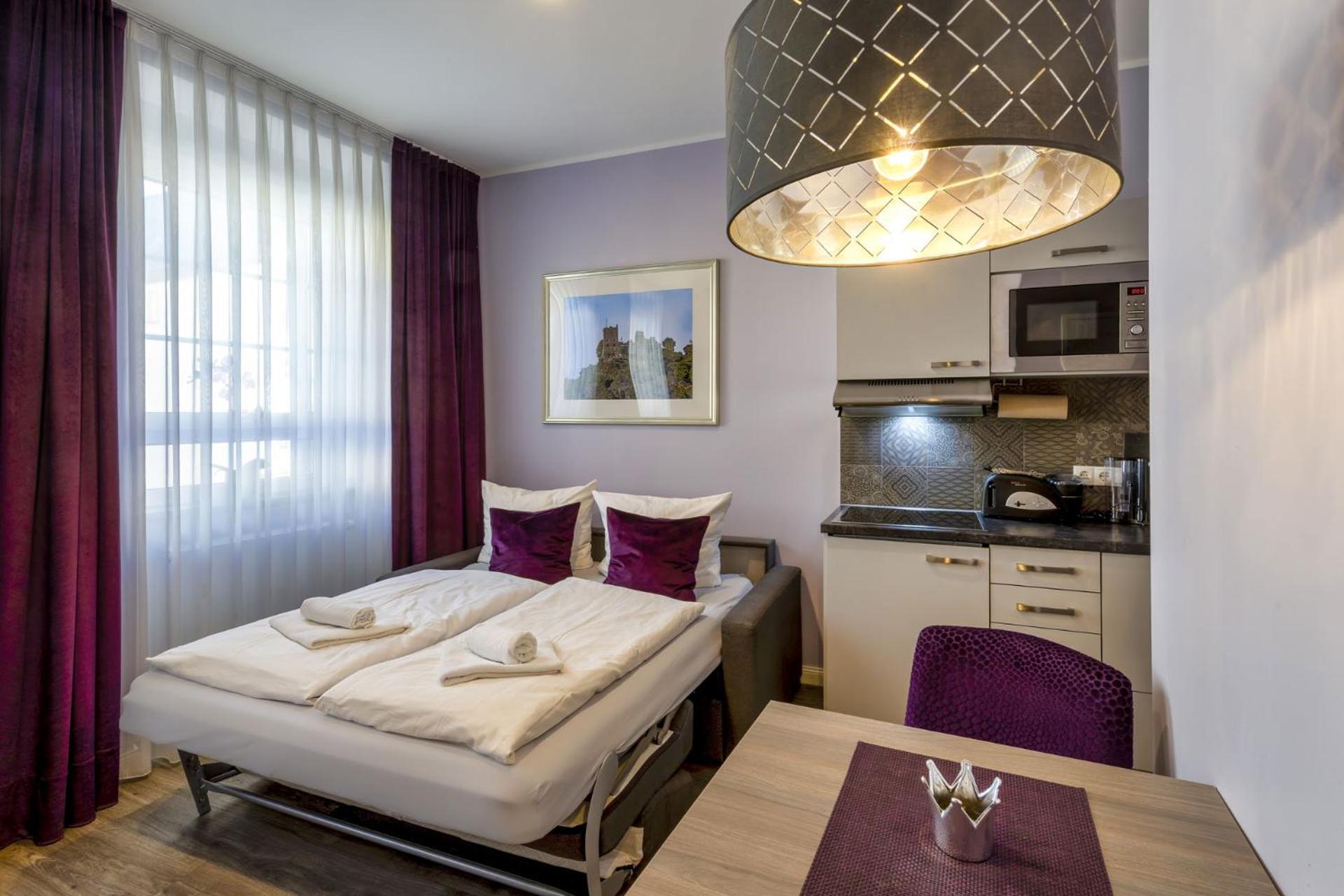Apartmenthaus Burgenheimat In Rhens Bei Koblenz מראה חיצוני תמונה