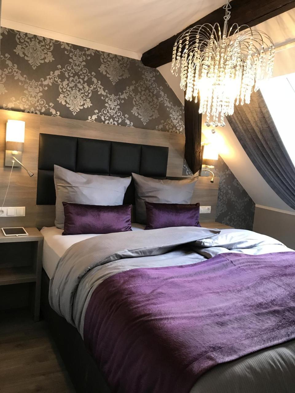 Apartmenthaus Burgenheimat In Rhens Bei Koblenz מראה חיצוני תמונה