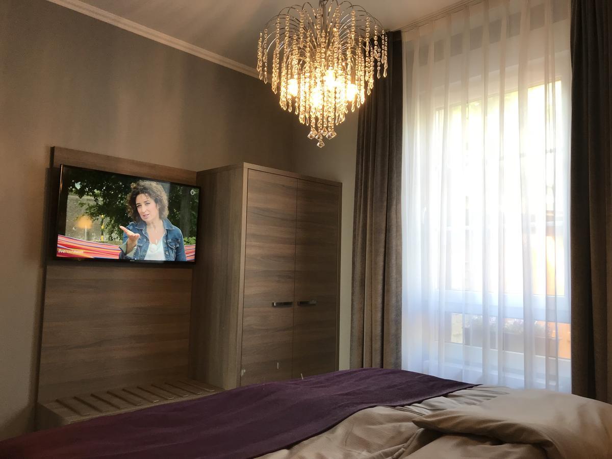 Apartmenthaus Burgenheimat In Rhens Bei Koblenz מראה חיצוני תמונה