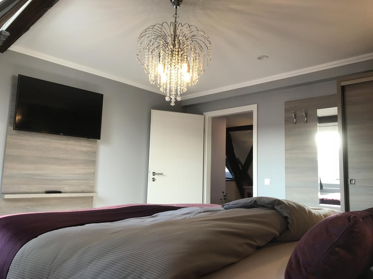 Apartmenthaus Burgenheimat In Rhens Bei Koblenz מראה חיצוני תמונה