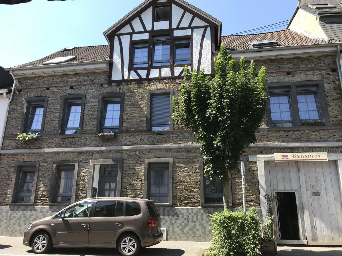 Apartmenthaus Burgenheimat In Rhens Bei Koblenz מראה חיצוני תמונה